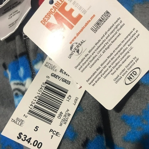 ๐NWT Despicable Me  Minion Fleece One Piece - Picture 3 of 4